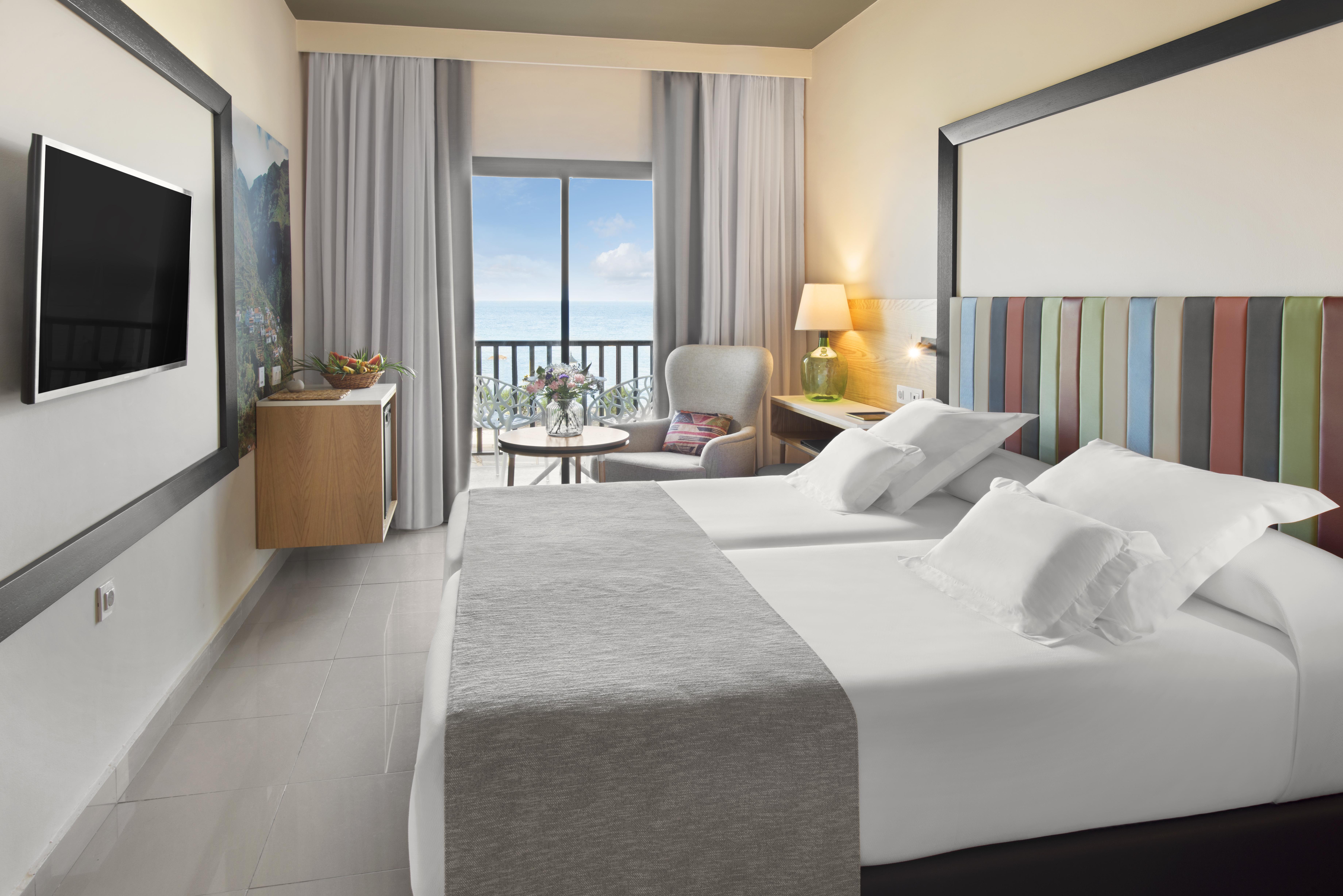 Standard, Sea View, Balcony or Terrace