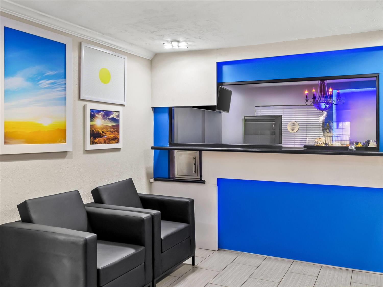 Days Inn by Wyndham Houston East 17/29