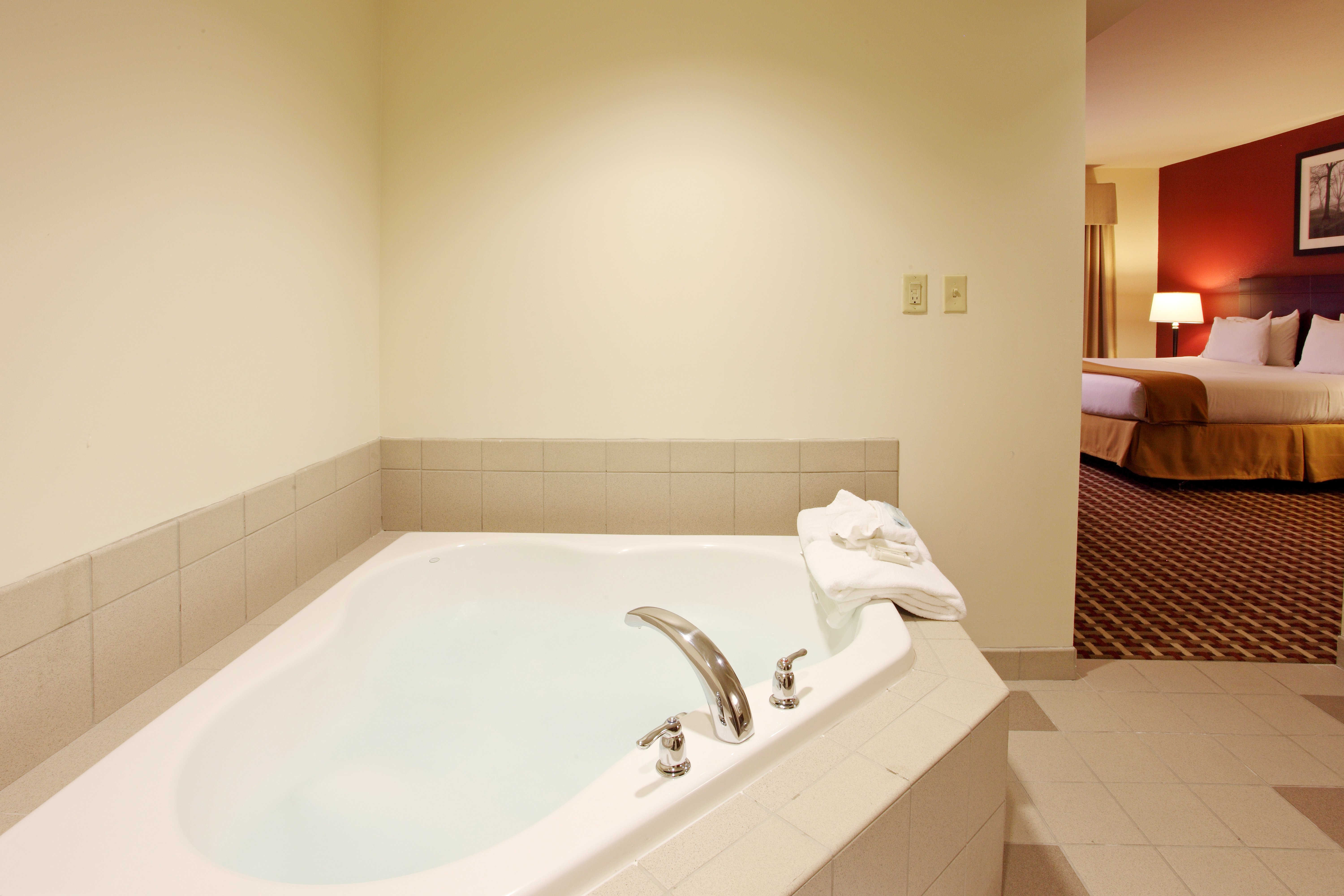 Holiday Inn Express Hotel Suites Columbus Univ Area Osu 60/62