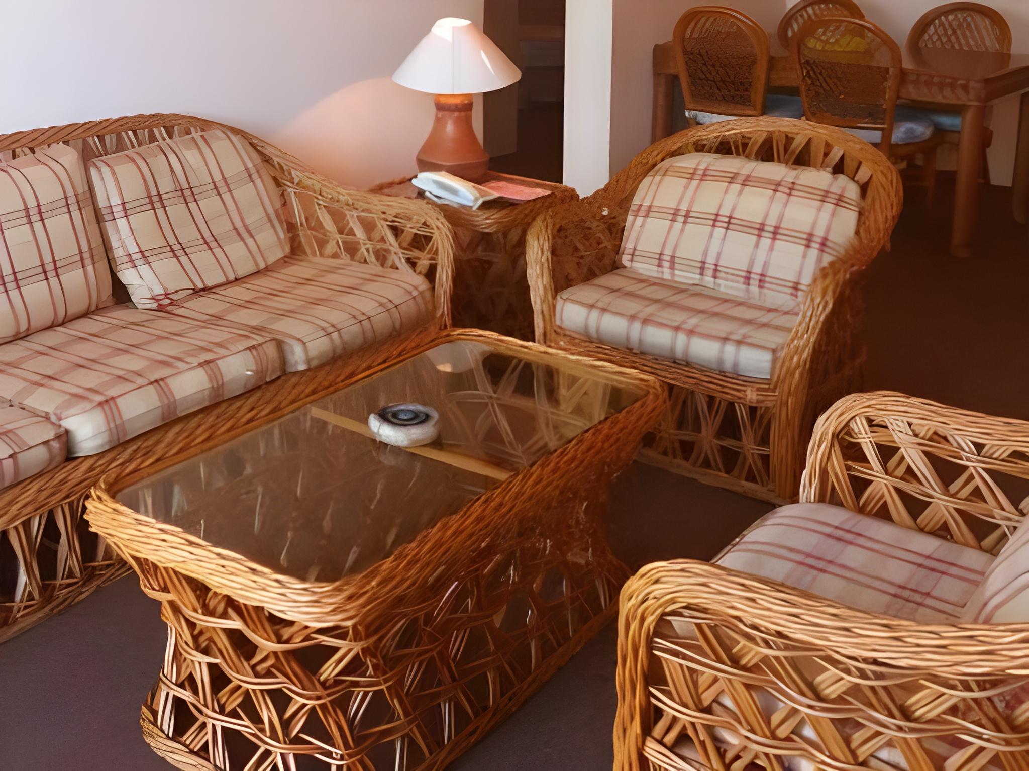 PUNCAK INN RESORT(KT) 13/27