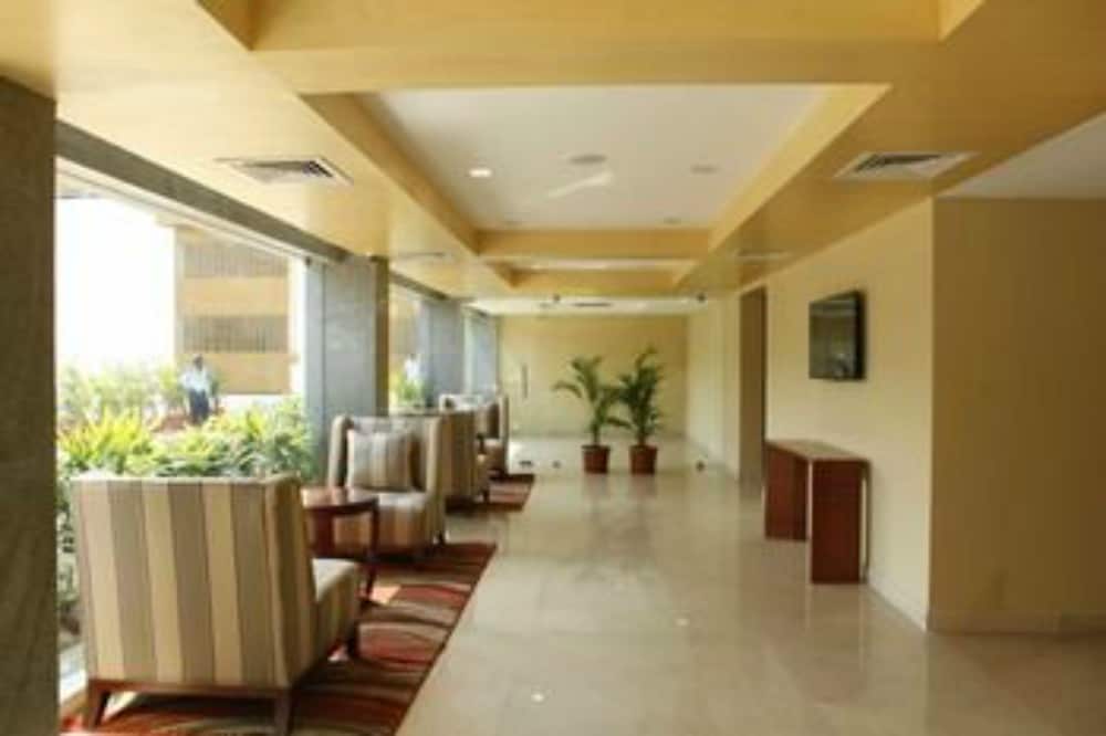 Lemon Tree Hotel Shimona 14/20