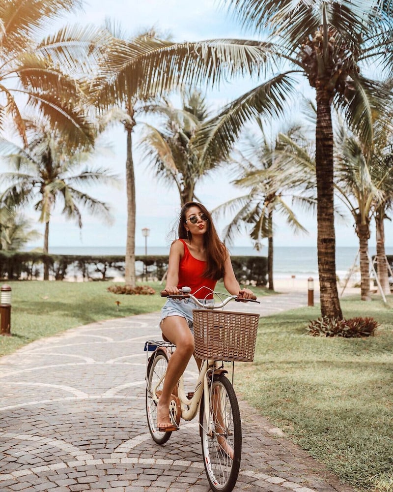 Maximilan Danang Beach Hotel 43/48