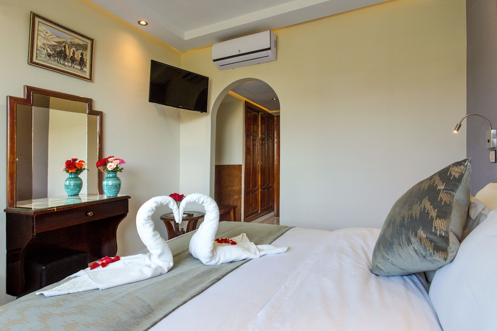 Akabar Hotel 15/30