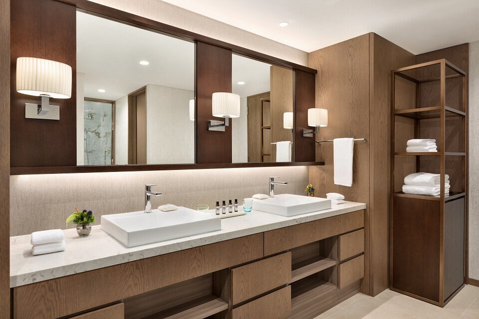Regency, Suite, King Bed