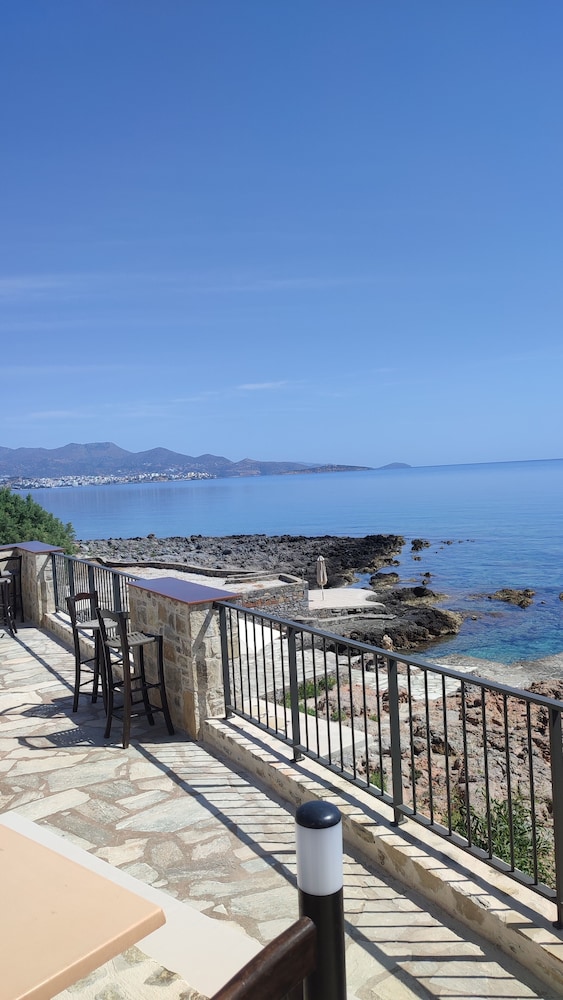Vangelis Villas 32/45