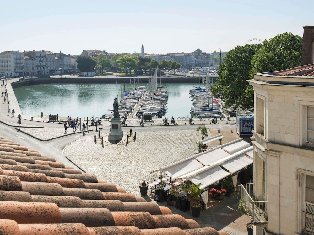 Ibis Styles La Rochelle Centre 46/49