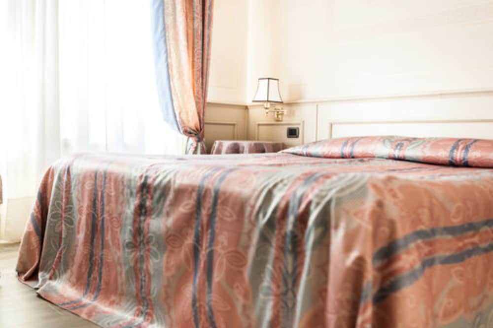 Hotel San Luca Verona 35/68