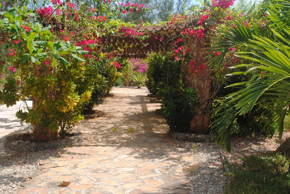 Seasons Lodge Zanzibar 62/74