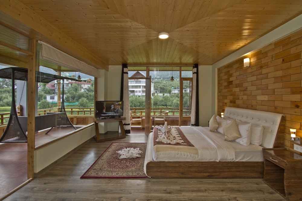 MAHARAJA, SUITE