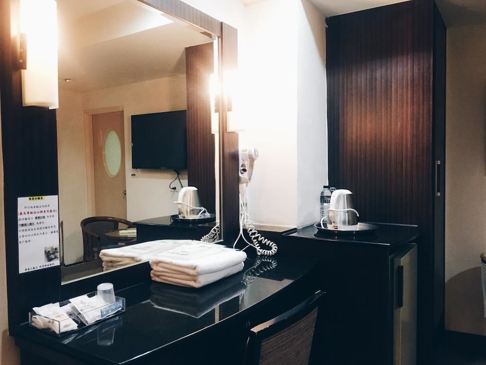 Hua Tai Hotel 37/37