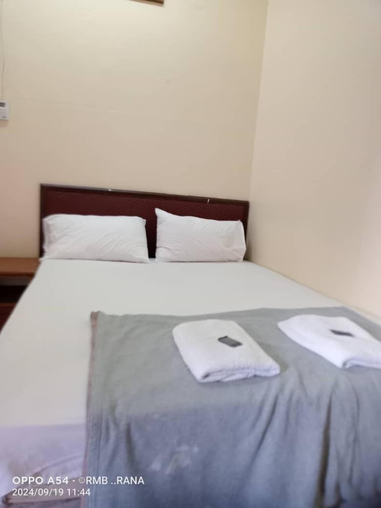 غرفة بسرير مزدوج، Hotel O Perfect Class Hotel 2/4