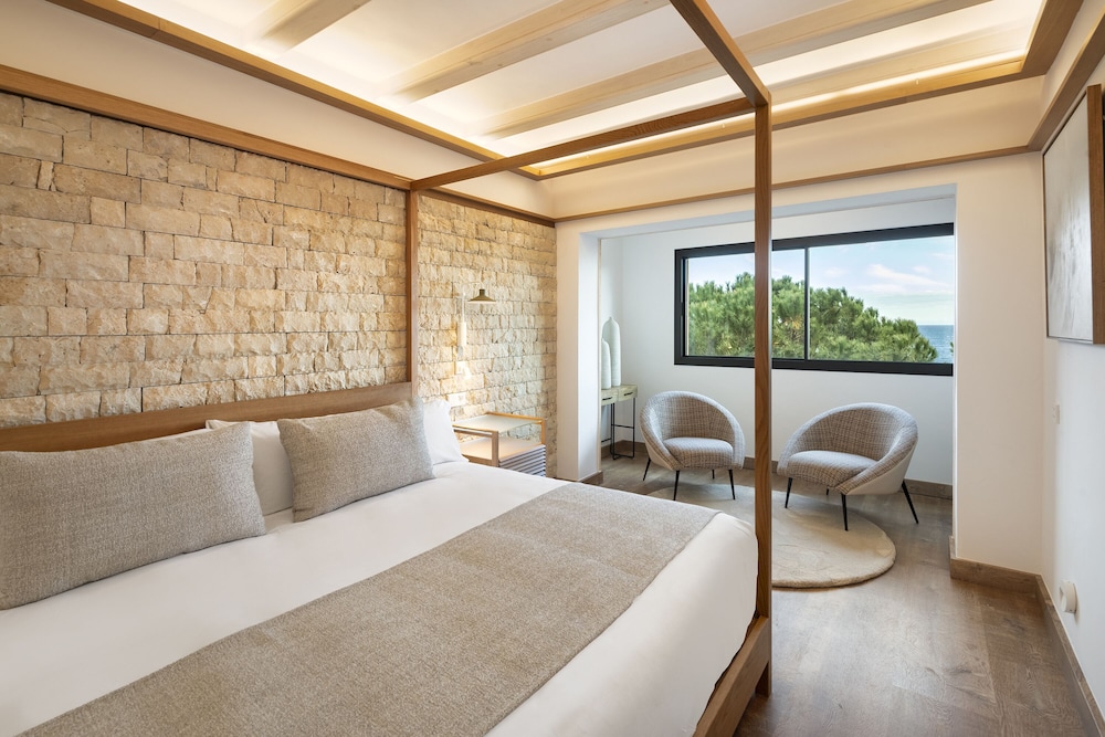 SUITE, SEA VIEW