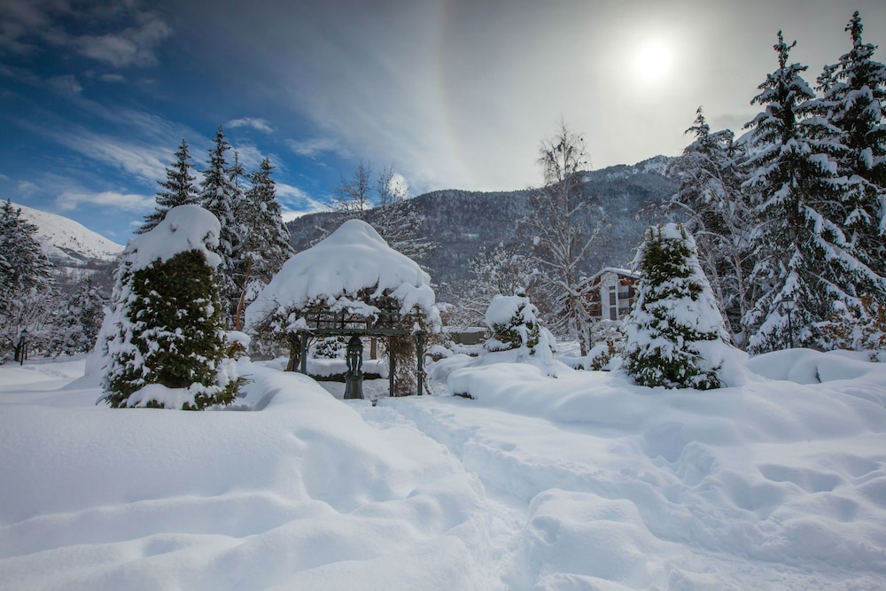 Mercure Saint-Lary 2/68