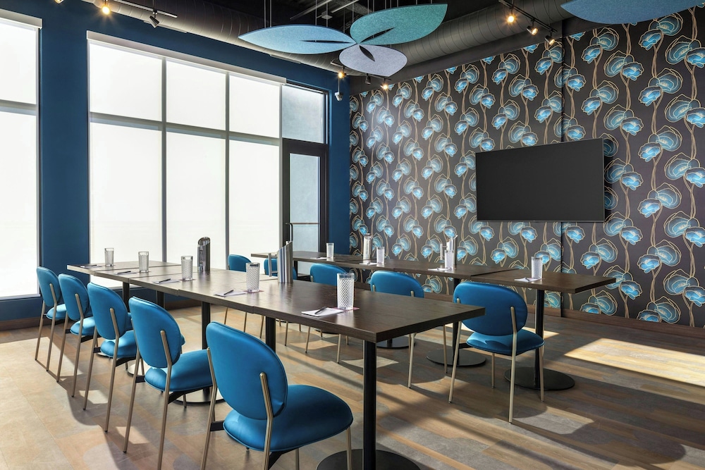 Moxy Madison Downtown 35/47