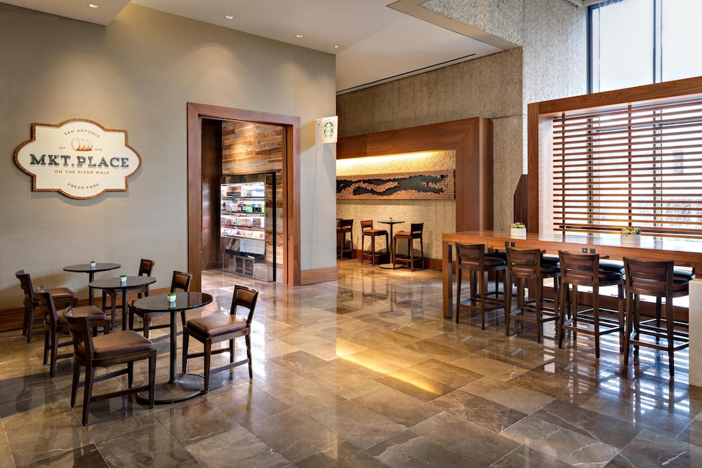 Hyatt Regency San Antonio Riverwalk 57/83
