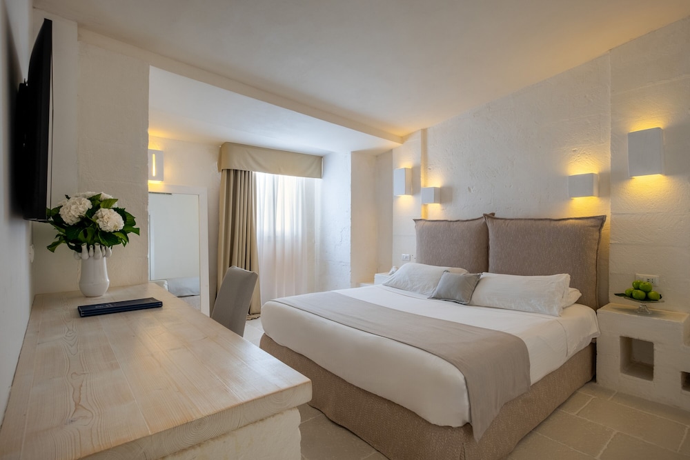 Signature, Suite, 2 King Beds