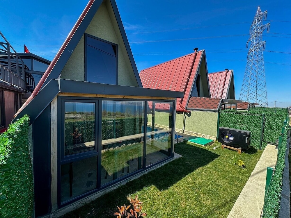 Patya Bungalov 45/50