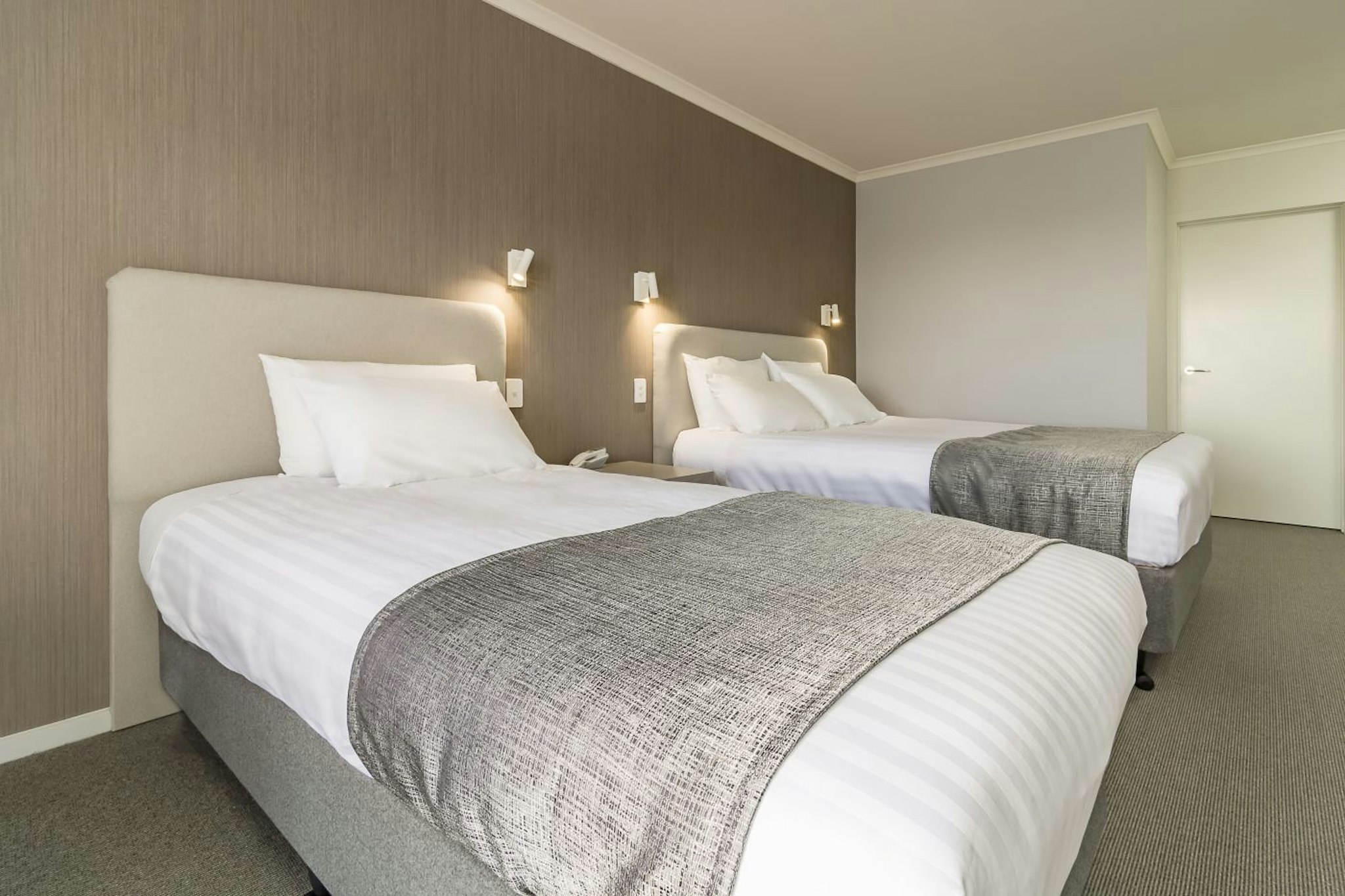 Argosy Motor Inn 23/42
