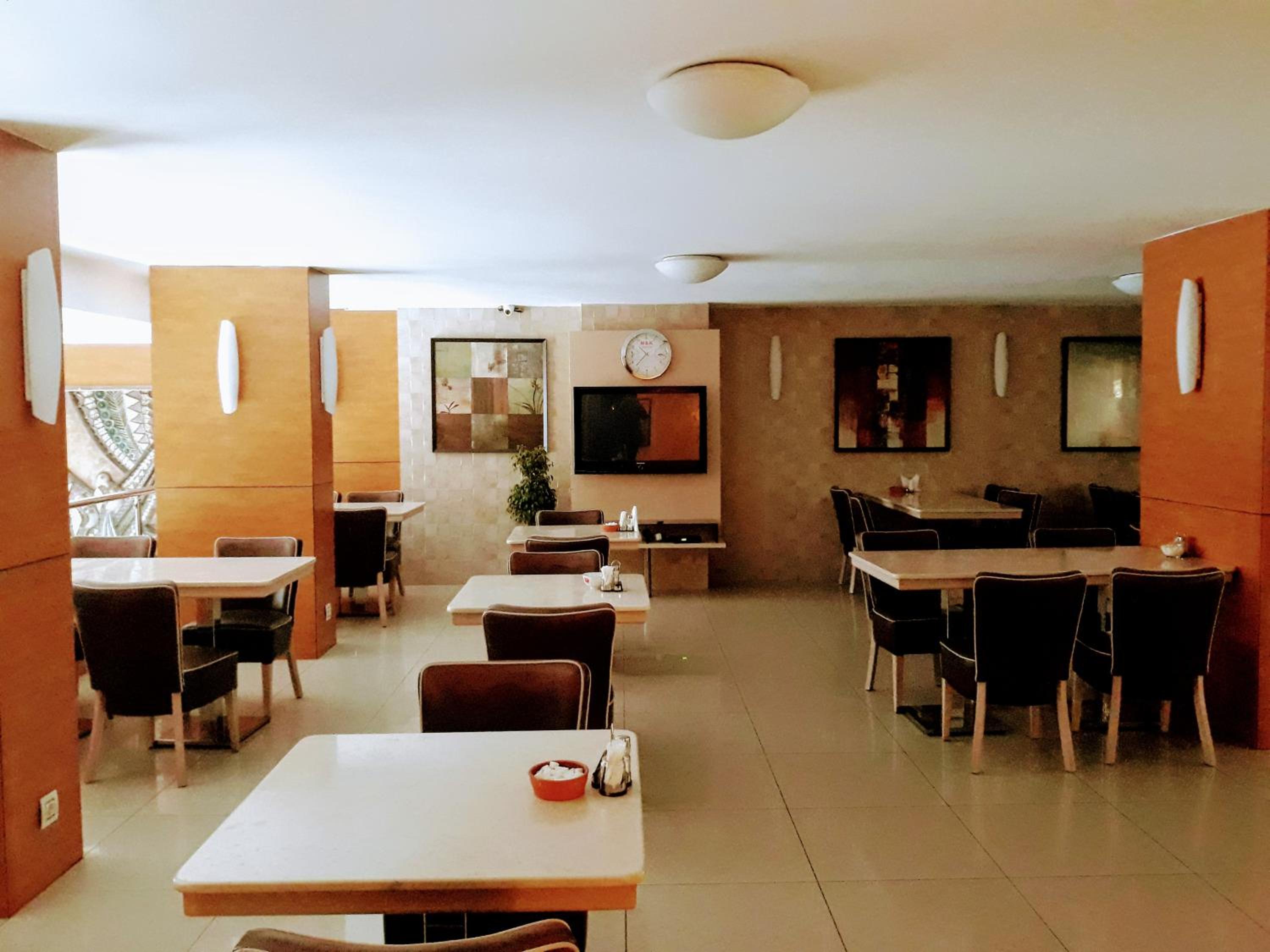 Merdan Hotel 38/48