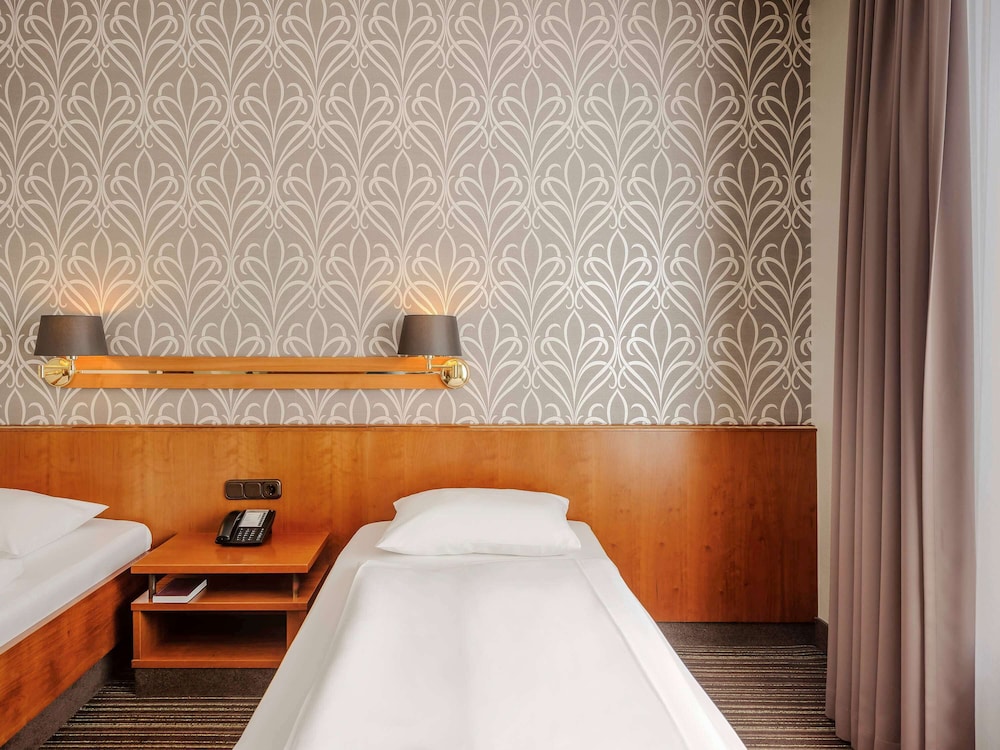 Mercure Trier Porta Nigra 36/73