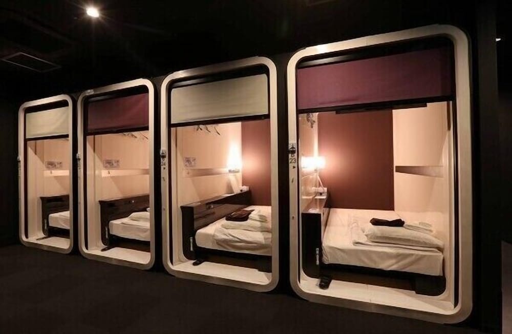 First Cabin Hakata 16/19