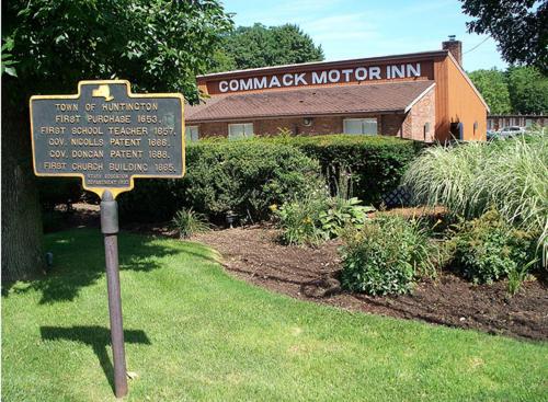 Commack Inn 17/20