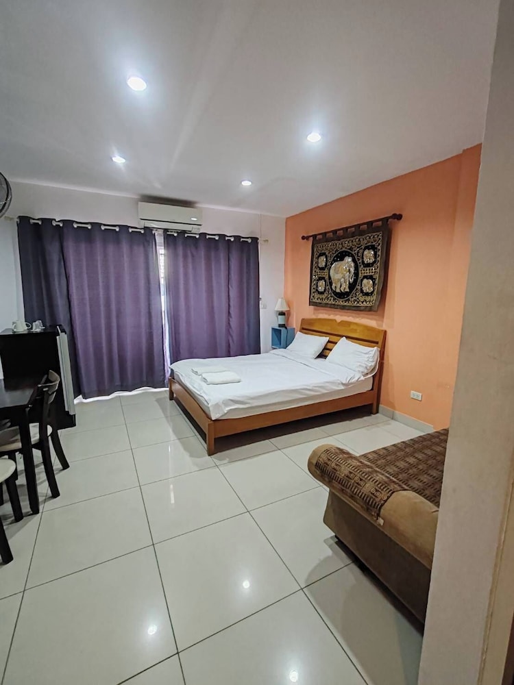 Jomtien Hostel 25/68