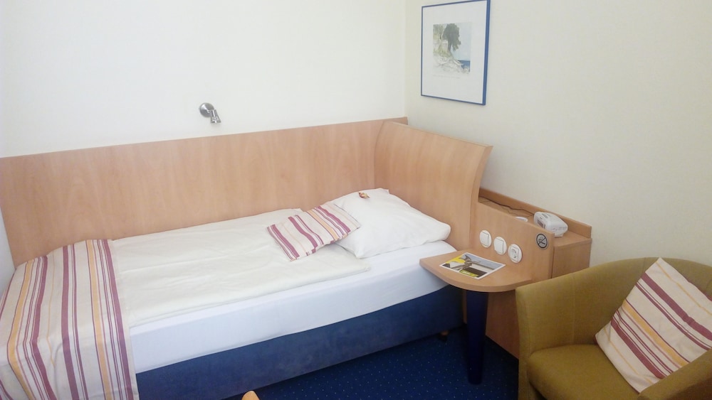 Hotel Scaletta 6/25