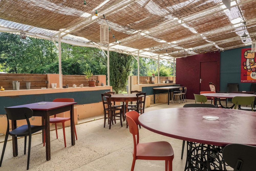 HOSTELLERIE DU CLOS PITE 37/56