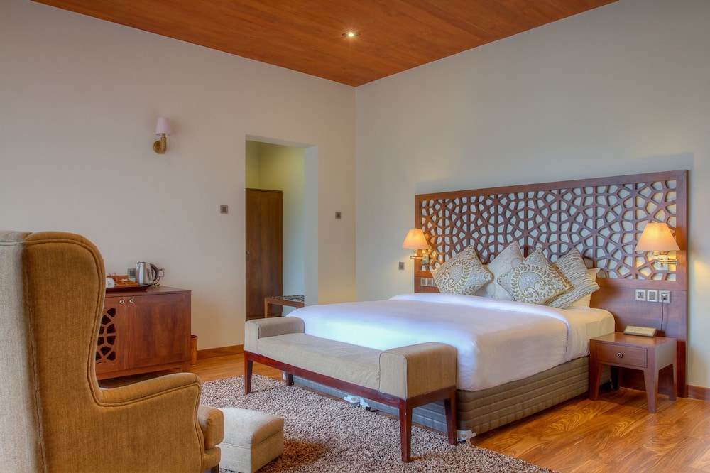 Super, Deluxe, Double Bed, Lake View