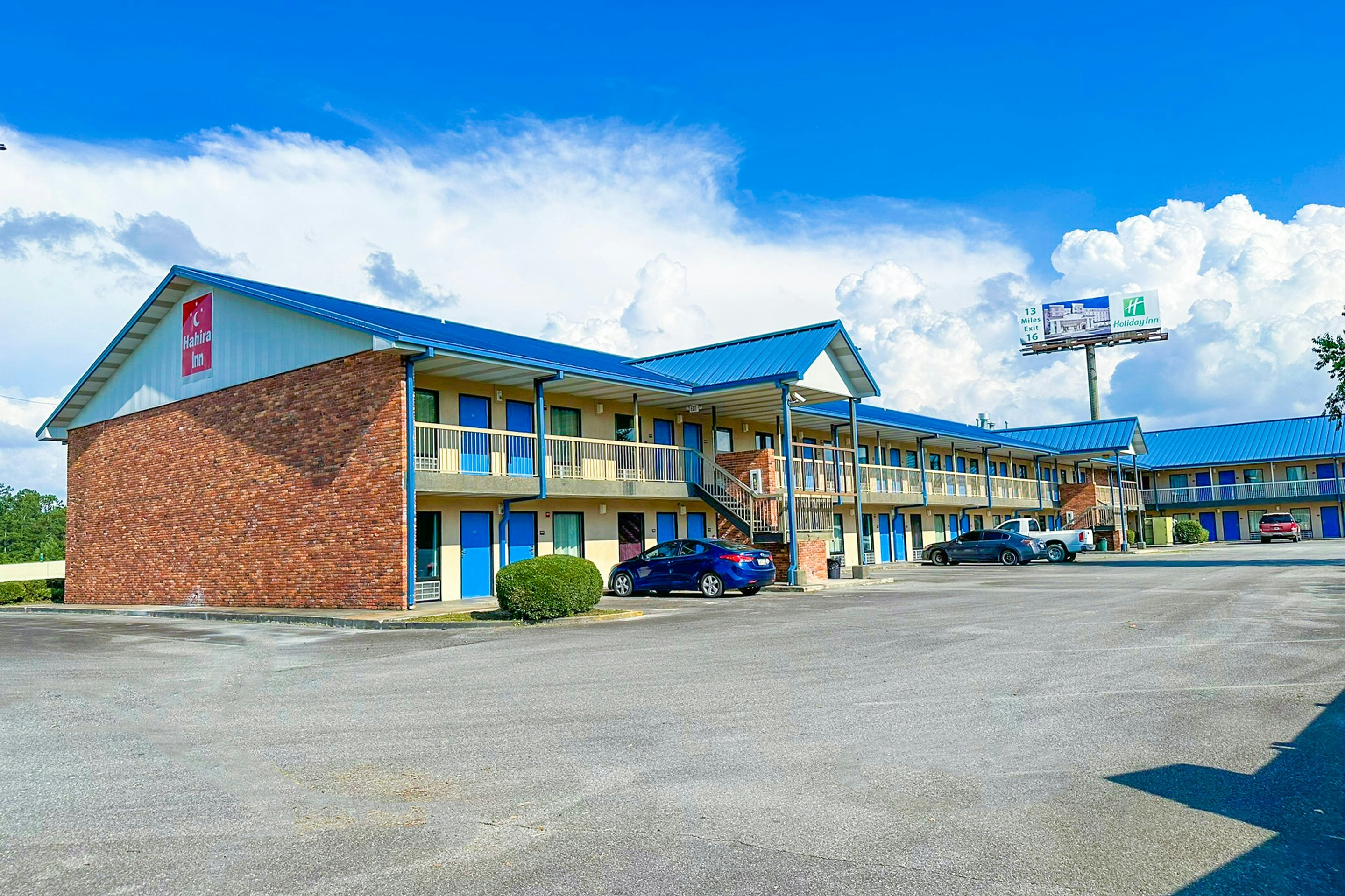 Hahira Inn By OYO near Valdosta 69/82