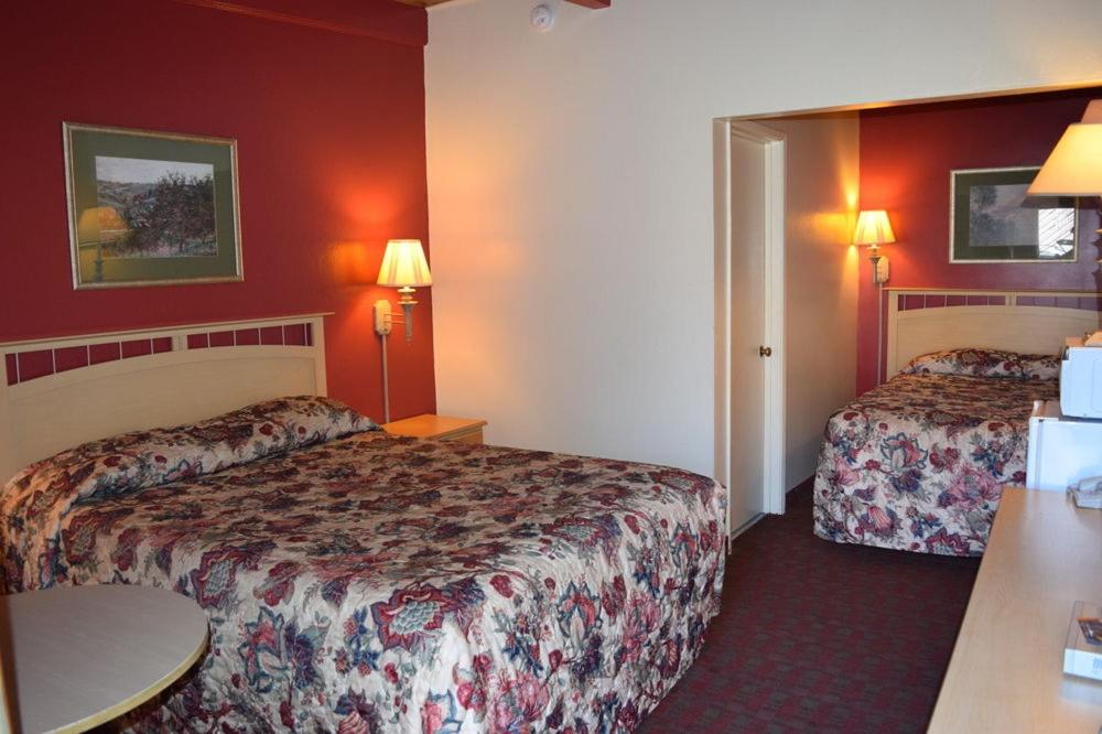 San Carlos Inn 10/32