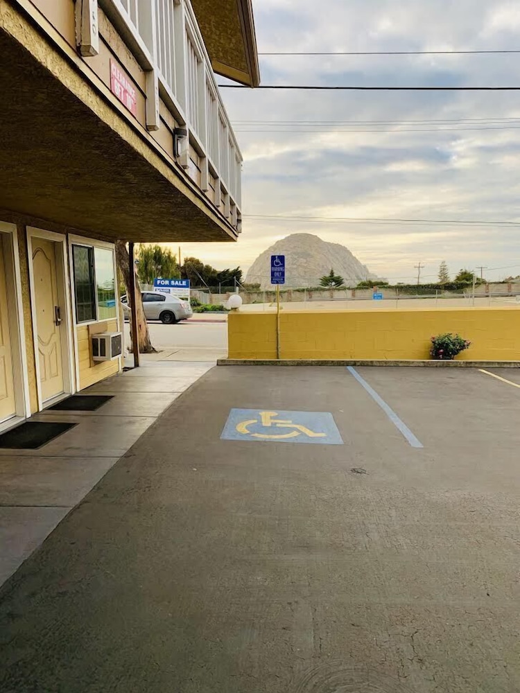 Econo Lodge 1/33