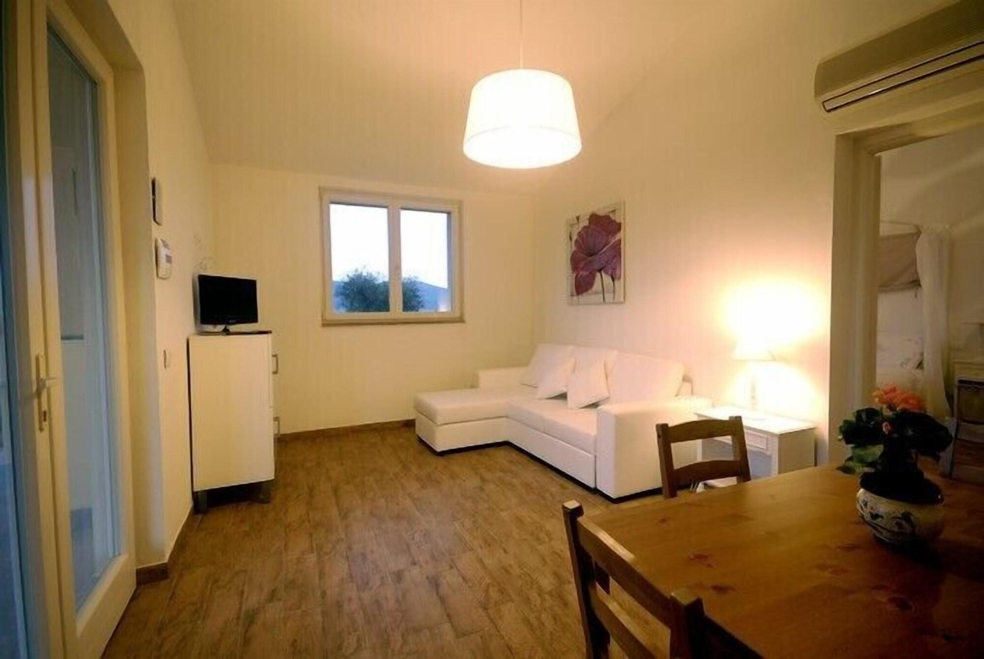 1 Bedroom, Apartment, Pietriccio Rosso 2/4