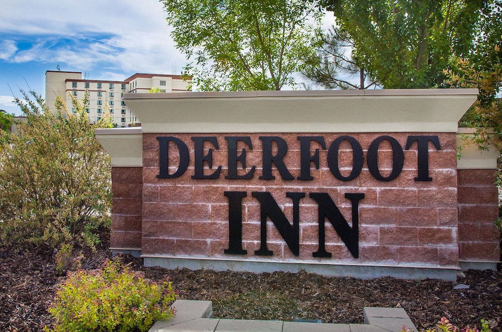 Deerfoot Inn Casino 3/70