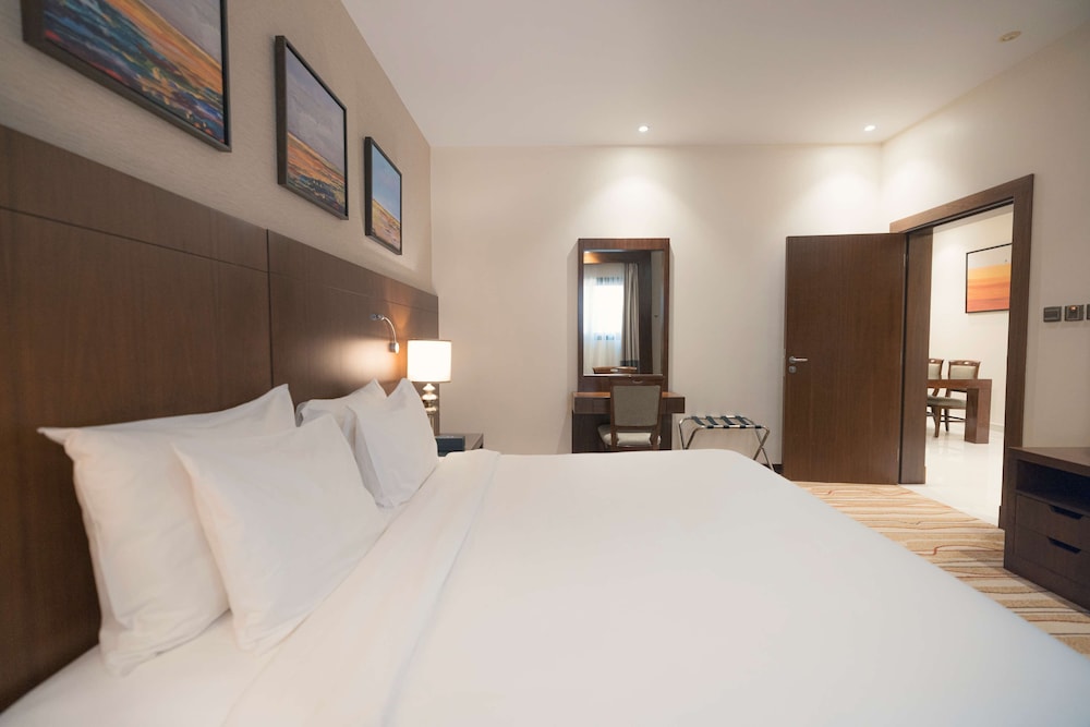 فندق راديسون بلو - بريدة(Radisson Blu Hotel Buraidah) 22/75