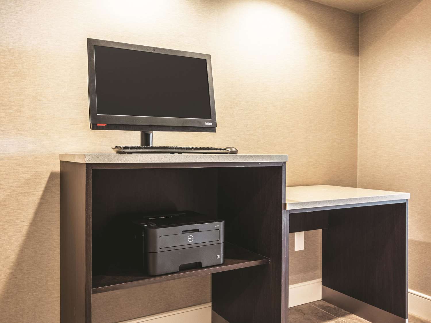 La Quinta Inn & Suites by Wyndham Shreveport Airport 21/33