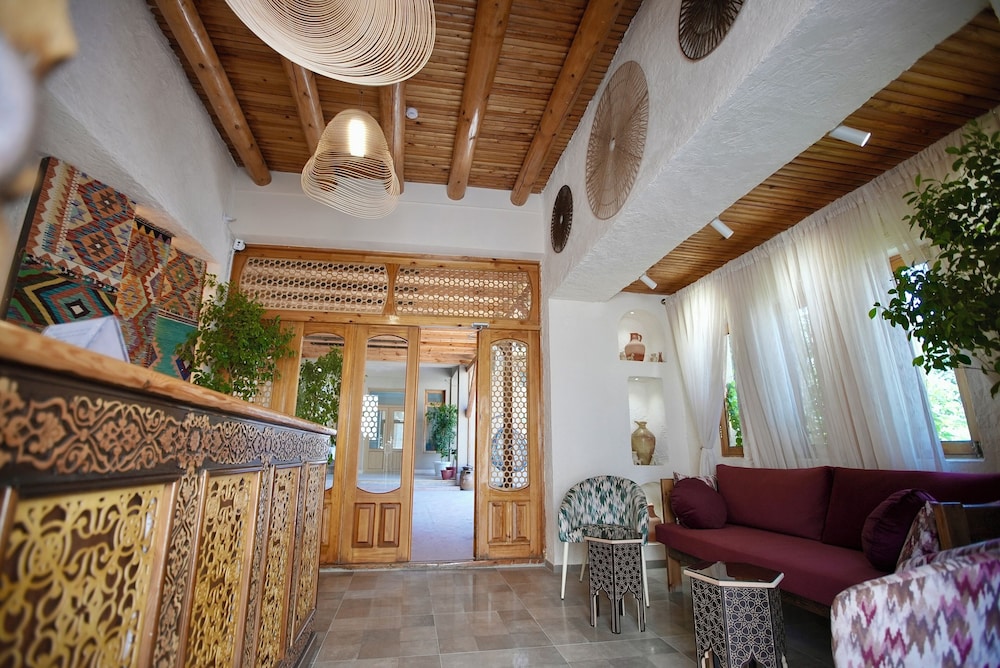Zargaron Boutique Hotel 16/25