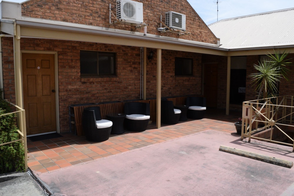 Bakery Hill Motel 5/35
