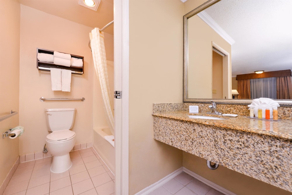 Best Western Courtesy Inn - Anaheim Park Hotel 9/31