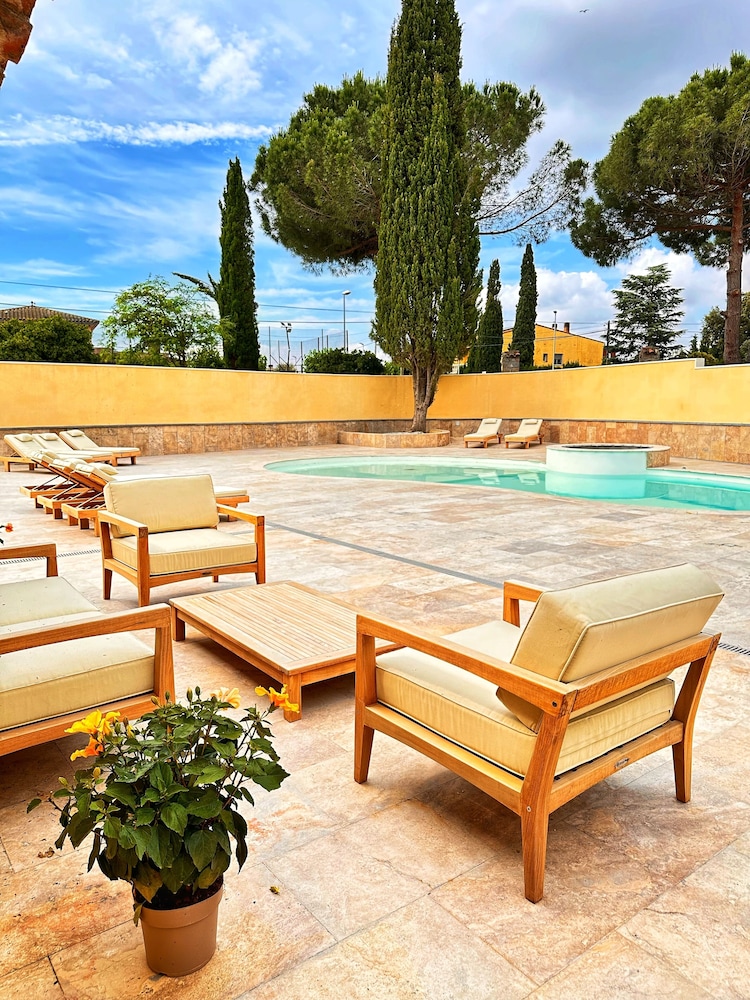 Boutique Hotel Comtal Empuries 27/50