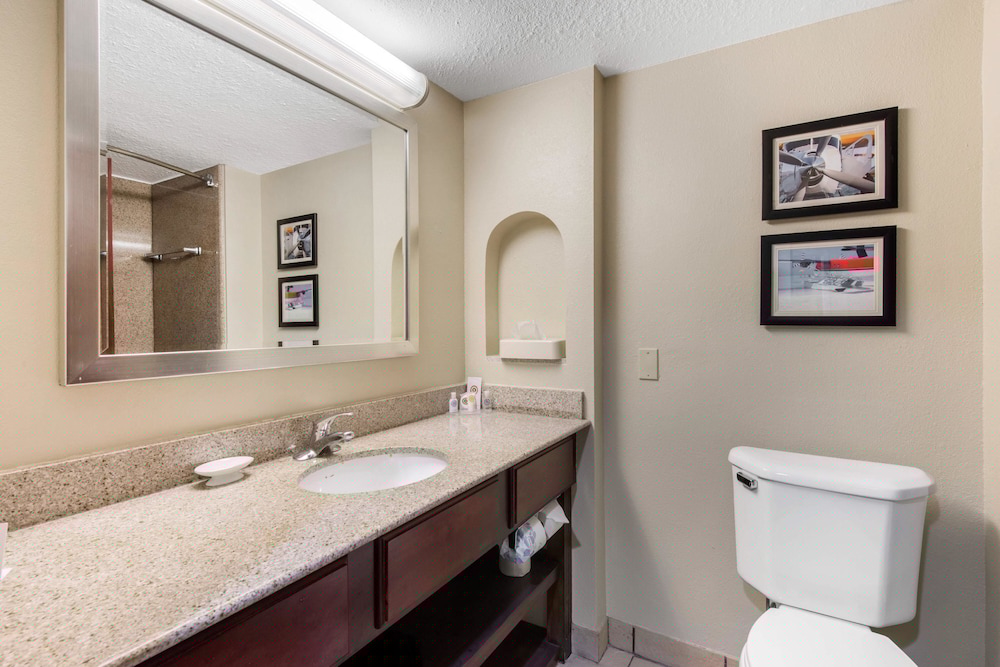 Comfort Inn and Suites Tavares North 16/38