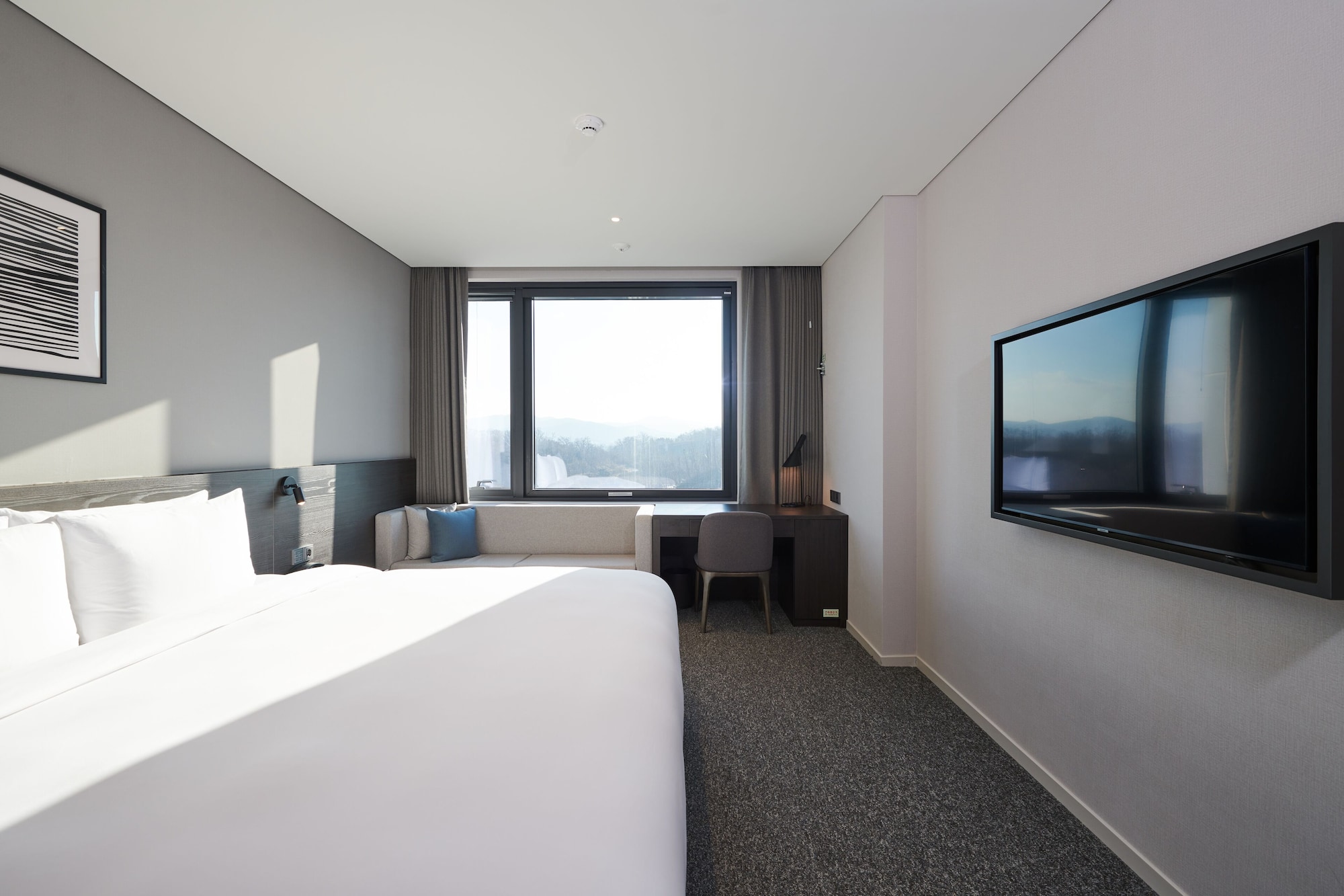 Hollywood, King Bed