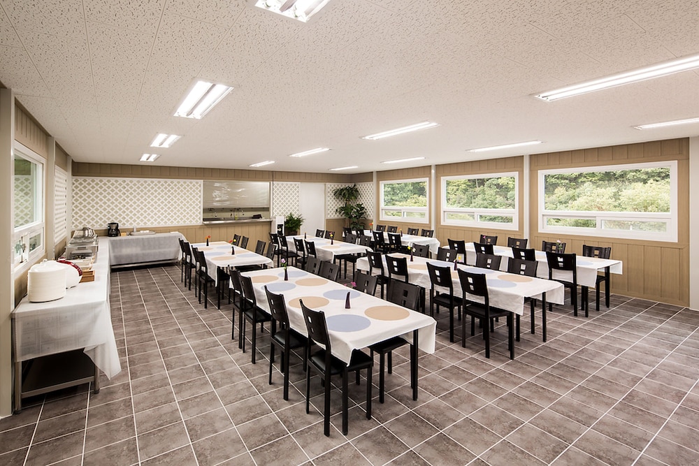 Yeoninsan Spring Resort 35/50