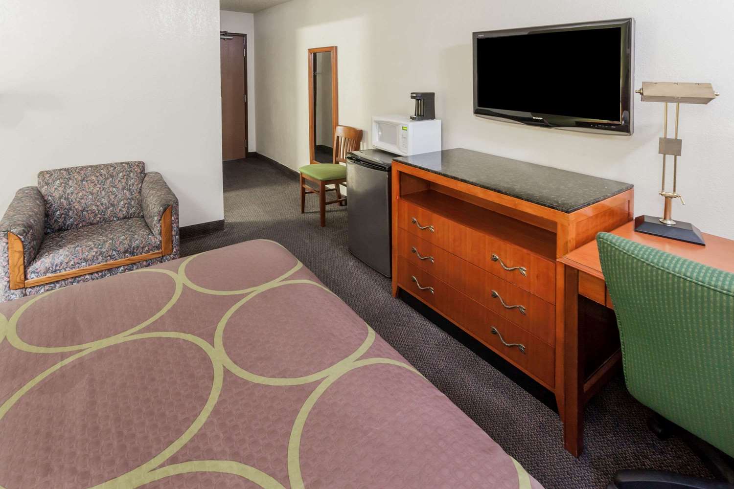 Super 8 By Wyndham Merrillville/Gary Area 34/46