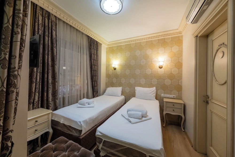 Felicity Hotel Istanbul 11/53