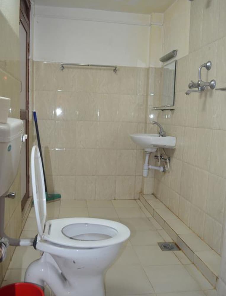 Hotel Swastik 26/27