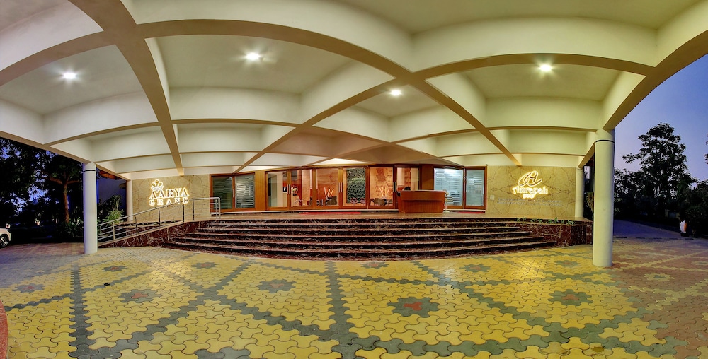 Aarya Grand Hotels Resorts 28/39