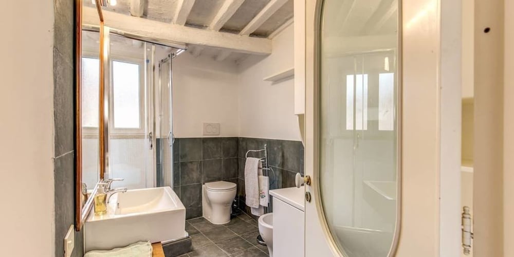 Trastevere Attic with private terrace 15/19