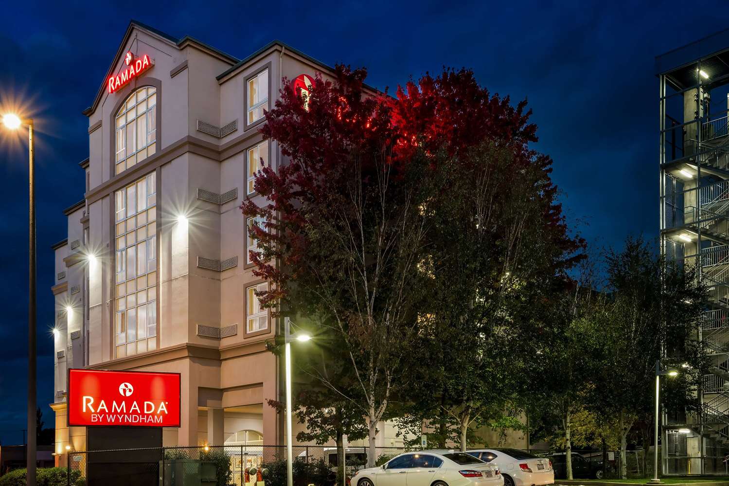 Ramada By Wyndham Seatac Airport 5/35